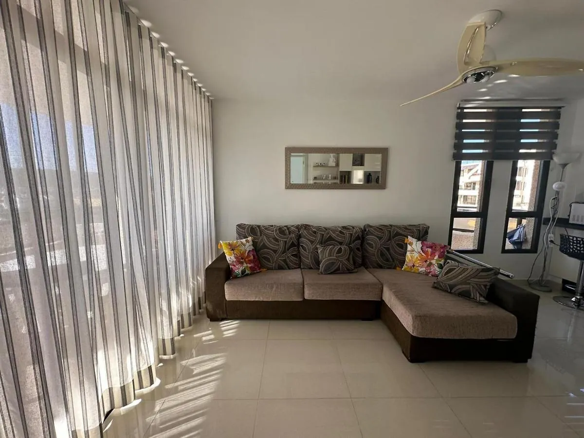 Iki Black Los Cristianos Apartment Los Cristianos (Tenerife)